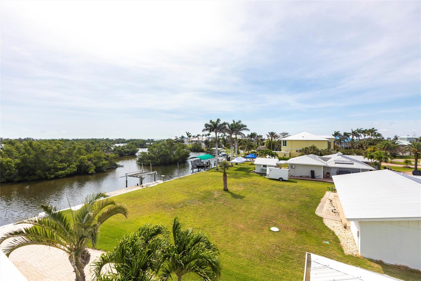PIRATE HARBOR - Residential