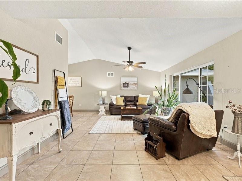 PUNTA GORDA ISLES SEC 20 - Residential