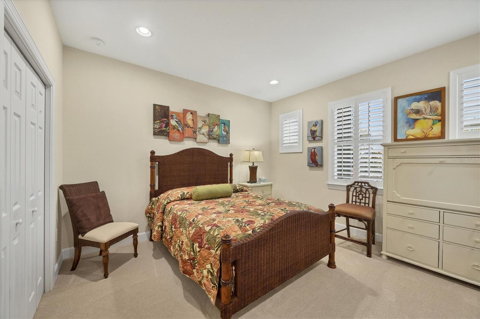 RIVERWOOD - Residential