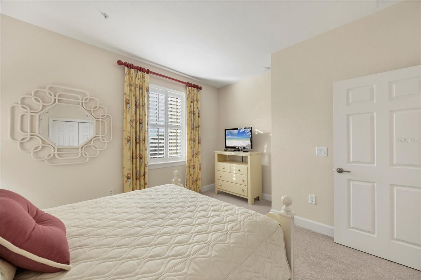 RIVERWOOD - Residential