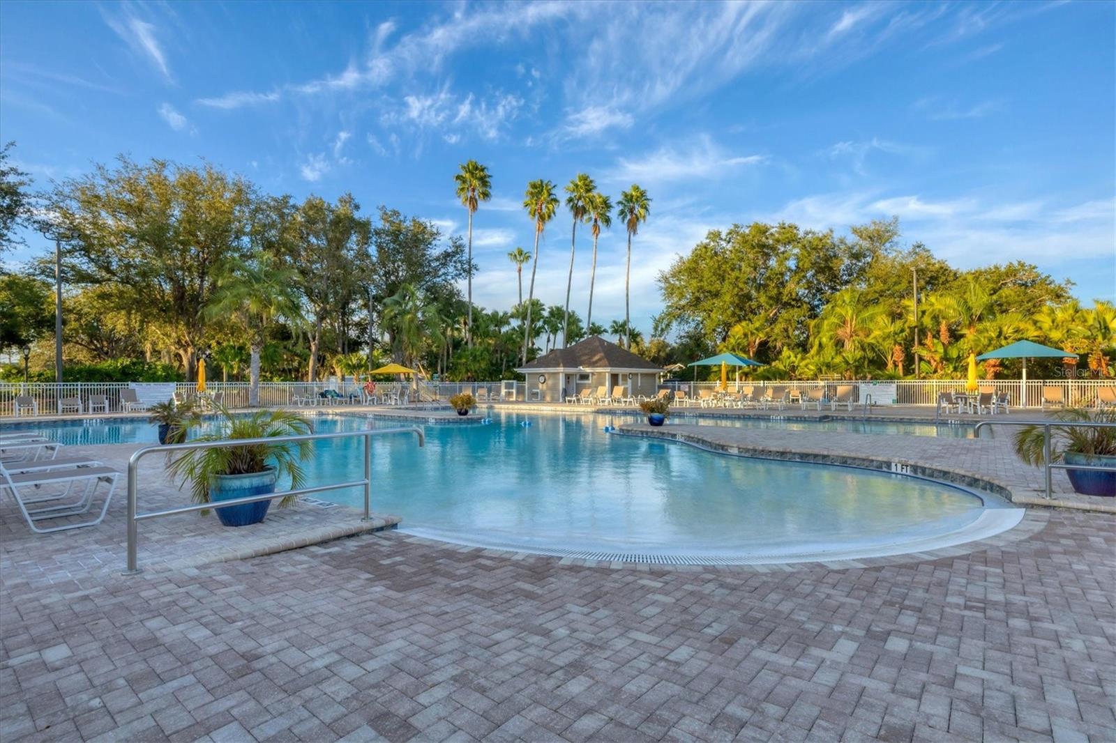 RIVERWOOD - Residential