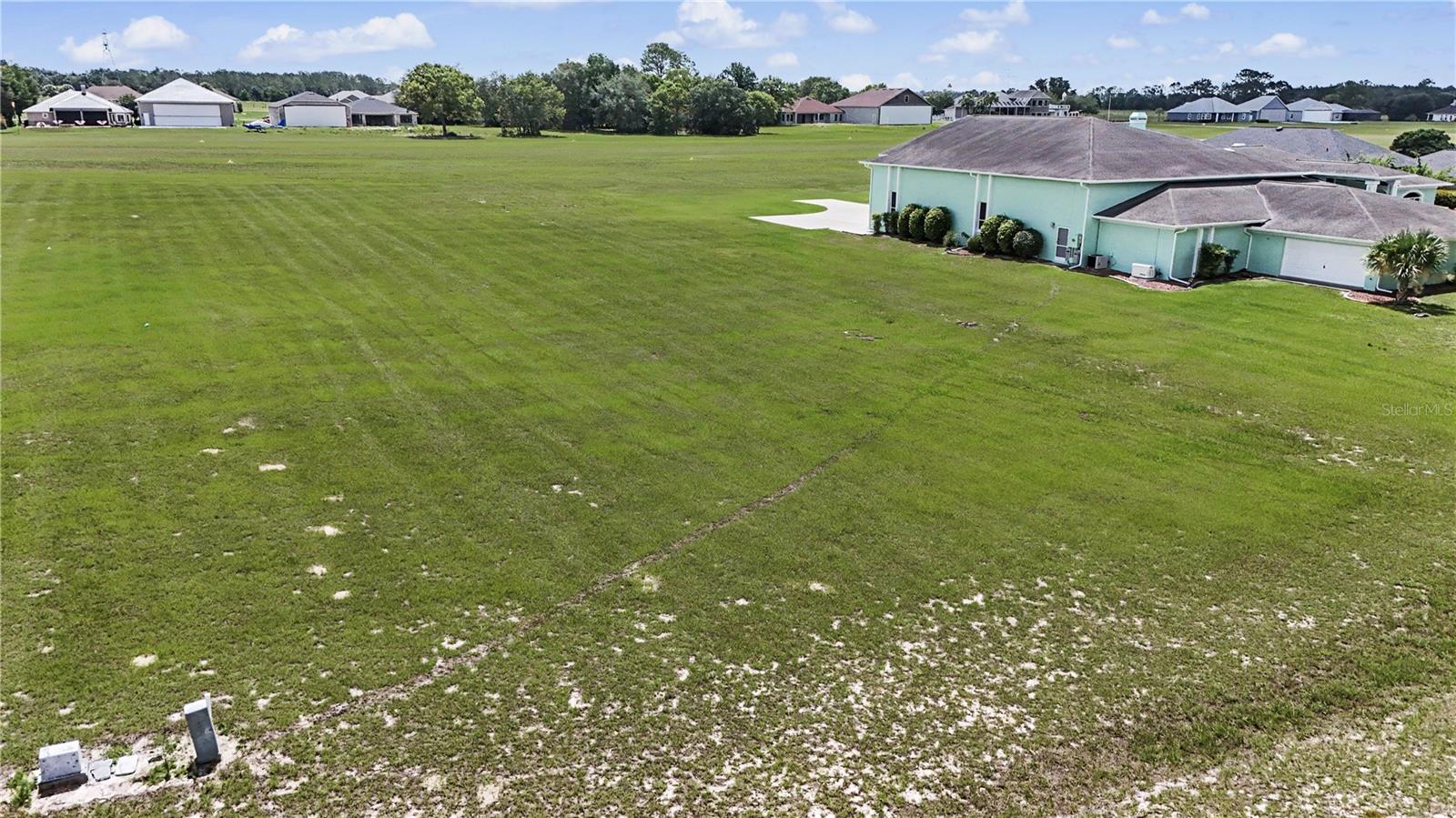 LEEWARD AIR RANCH VILLAGE SQUADRON - Land
