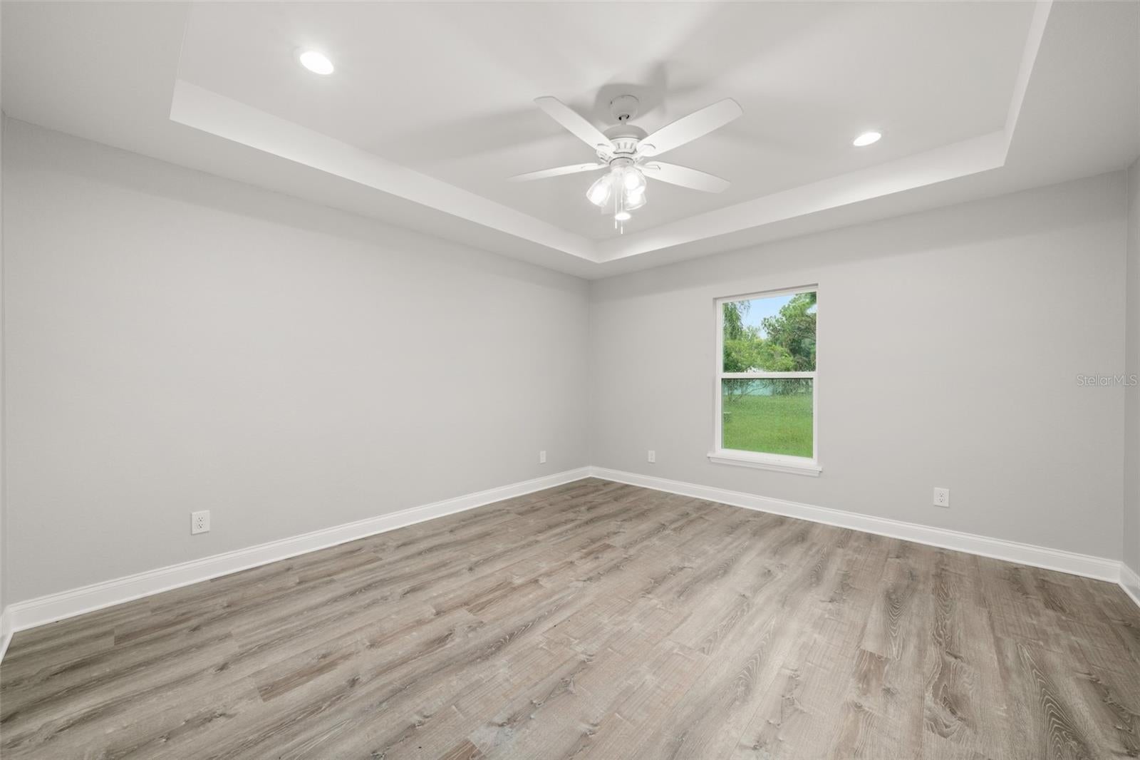 SPRING LAKE VILL 08 - Residential