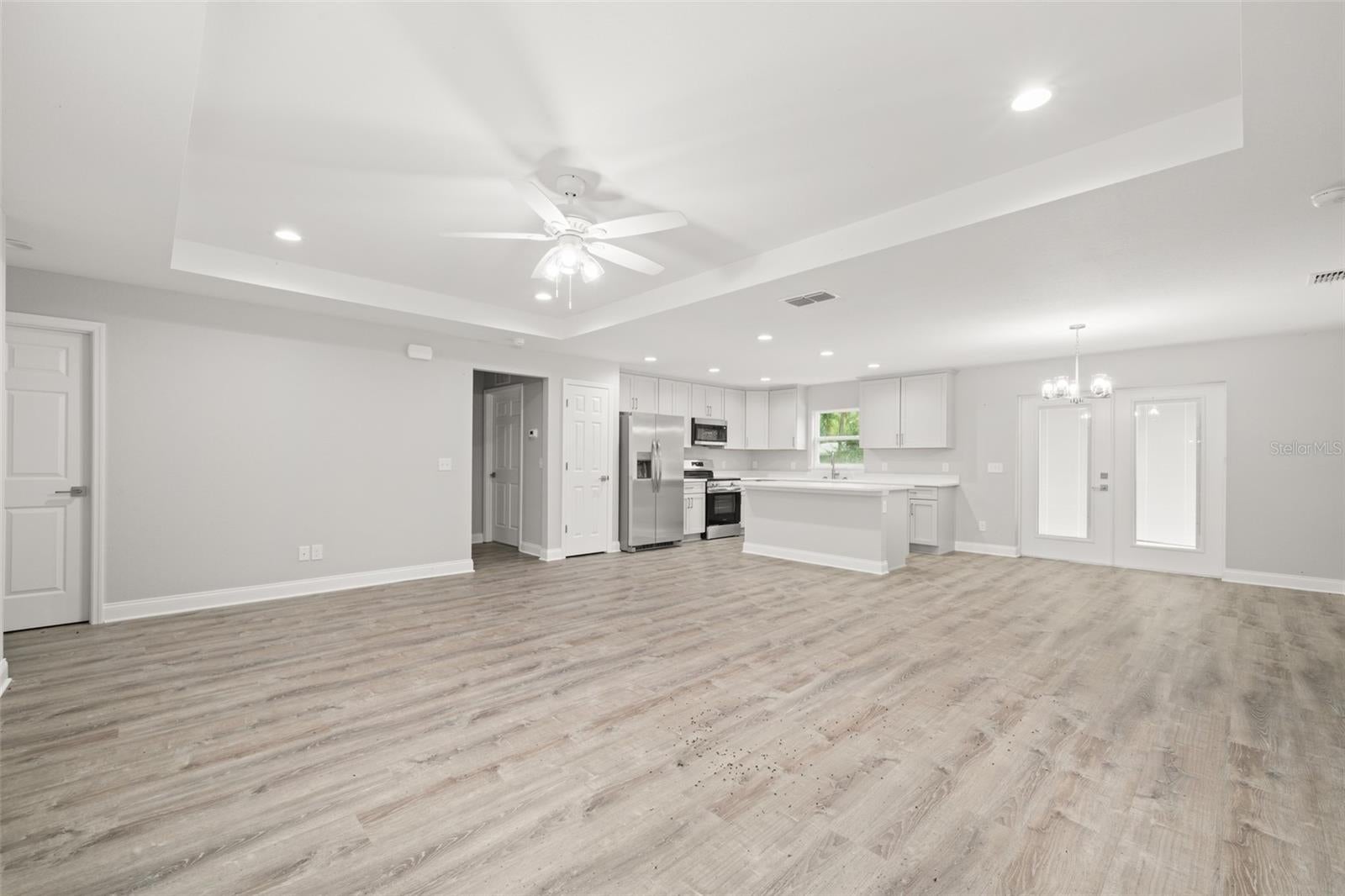 SPRING LAKE VILL 08 - Residential