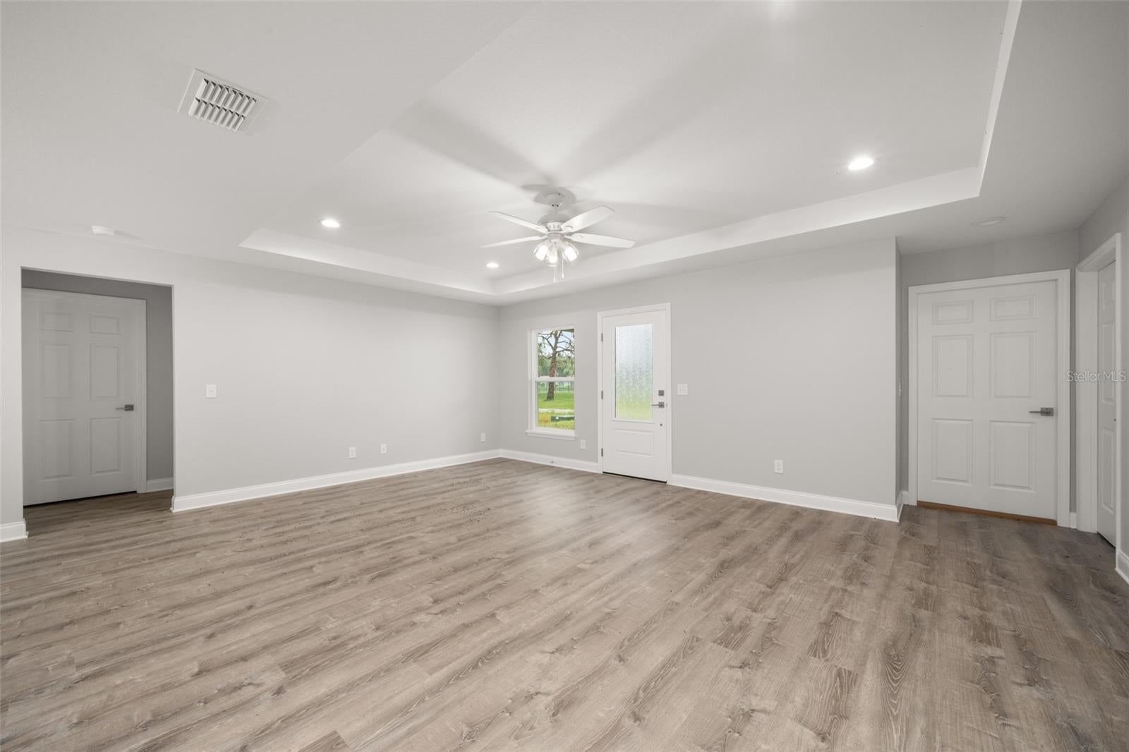 SPRING LAKE VILL 08 - Residential