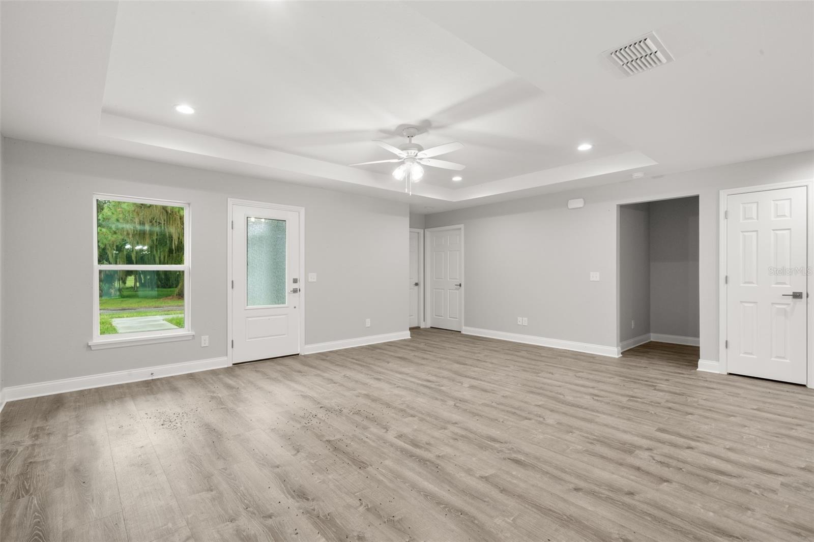 SPRING LAKE VILL 08 - Residential