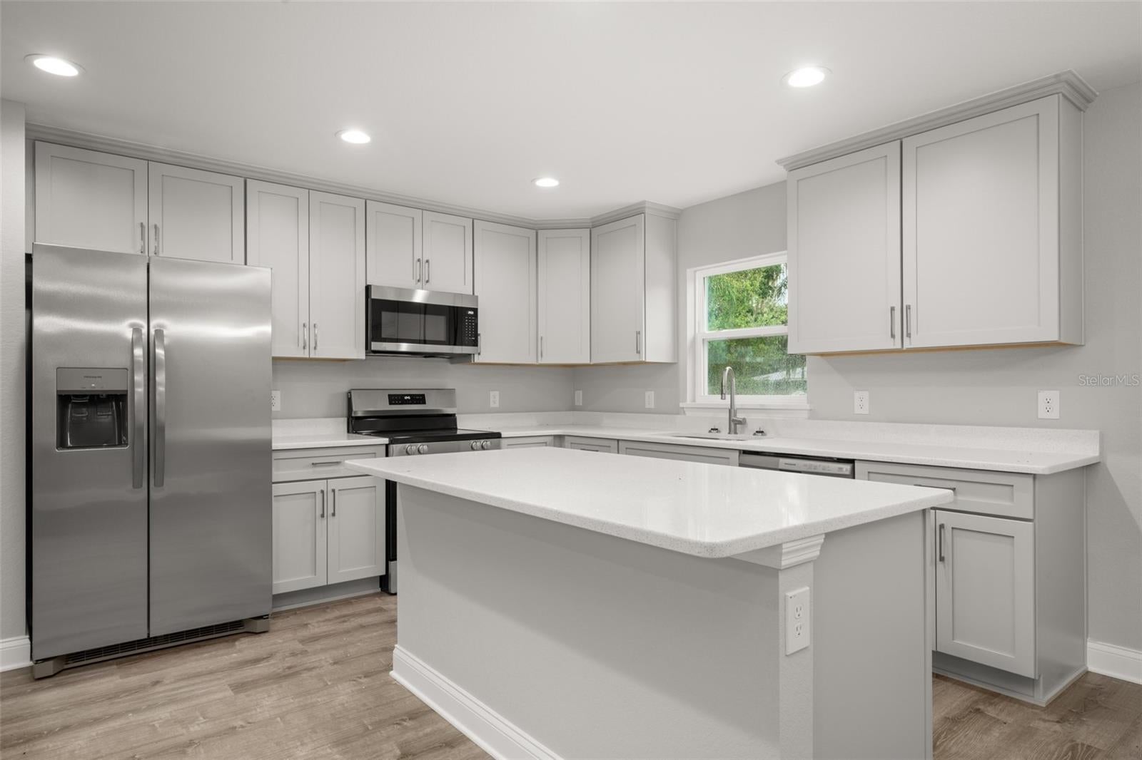 SPRING LAKE VILL 08 - Residential