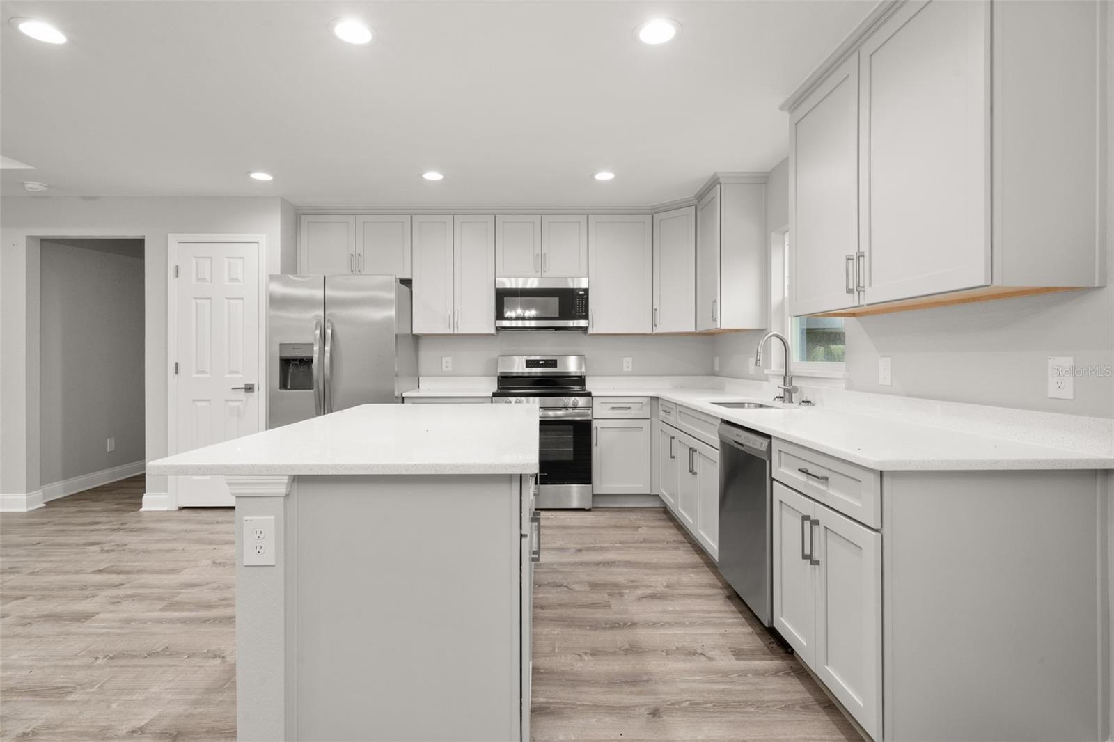 SPRING LAKE VILL 08 - Residential