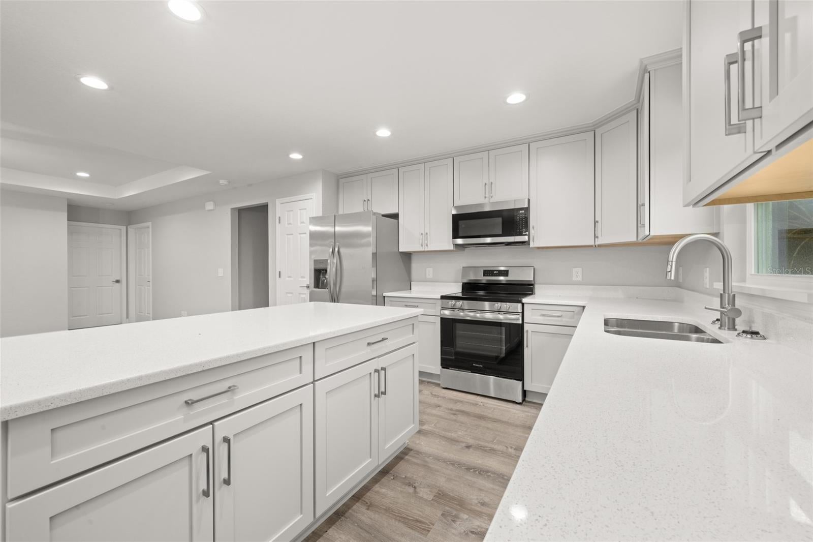 SPRING LAKE VILL 08 - Residential