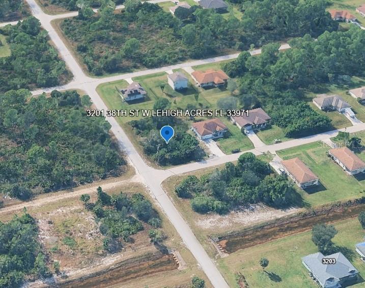 LEHIGH ACRES - Land