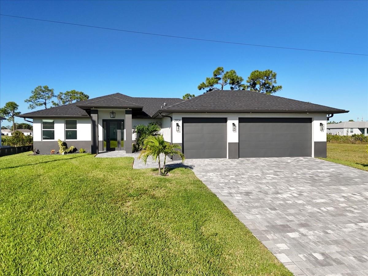 CAPE CORAL - Residential
