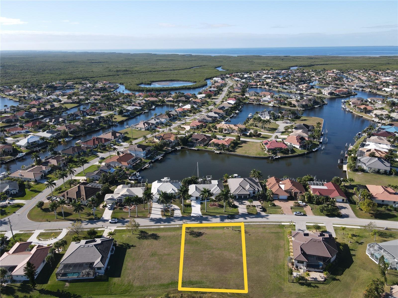 PUNTA GORDA ISLES SEC 15 - Land
