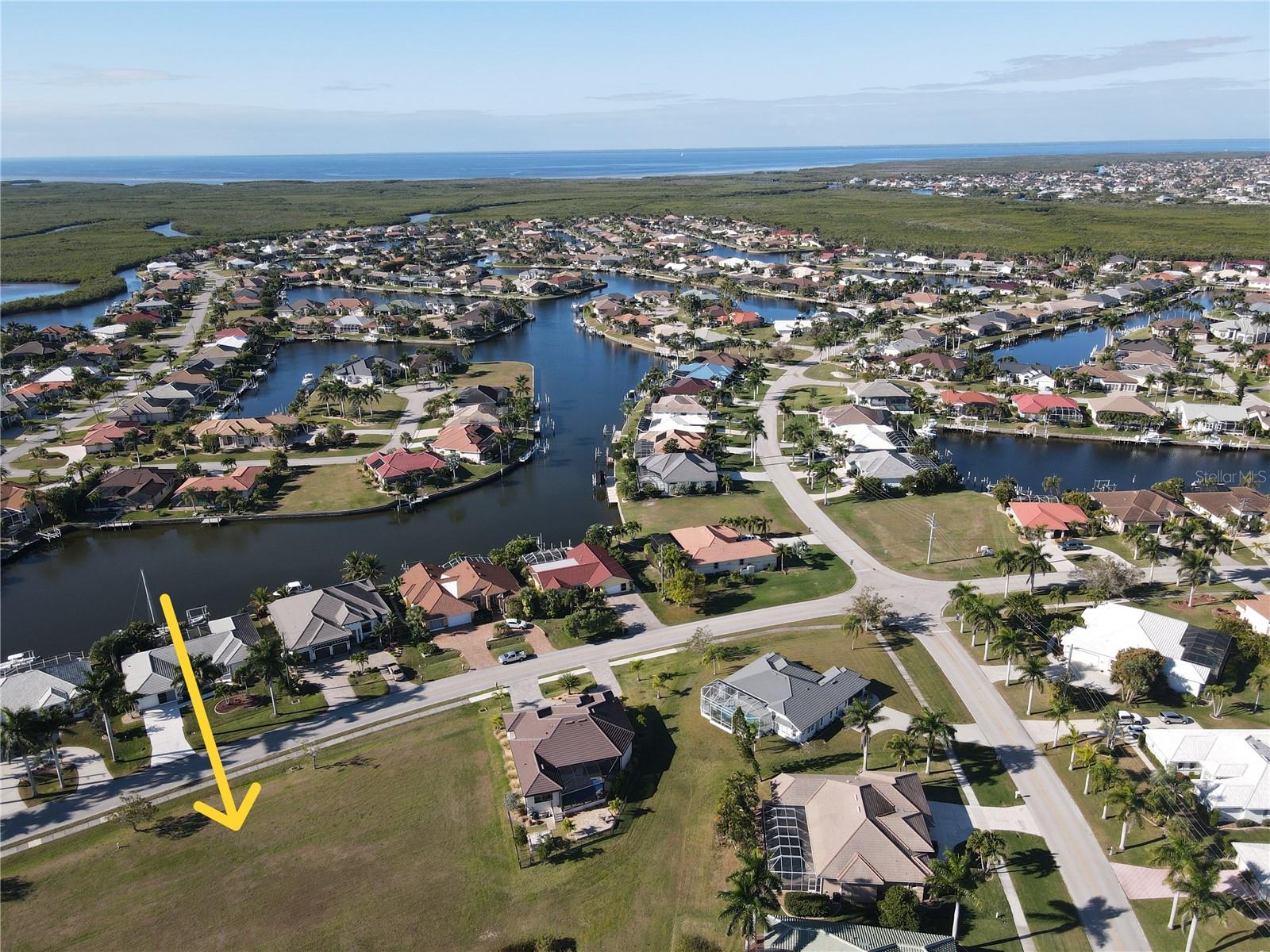 PUNTA GORDA ISLES SEC 15 - Land