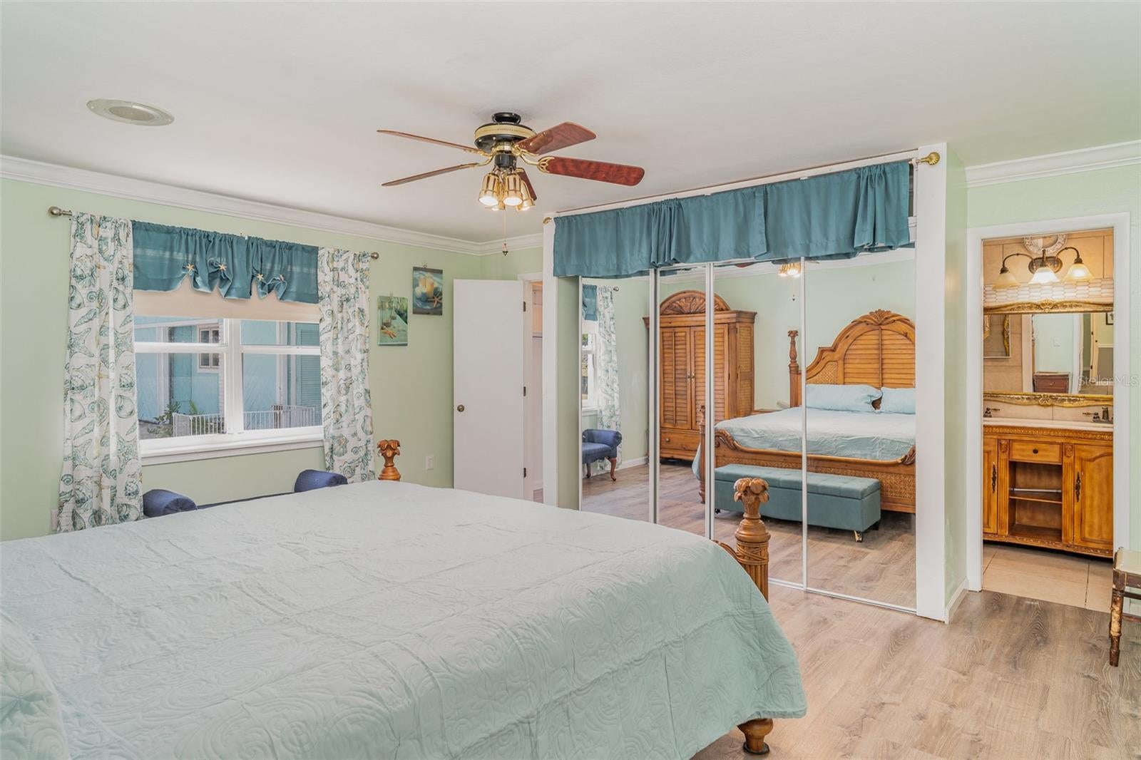 VENICE ACRES - Residential