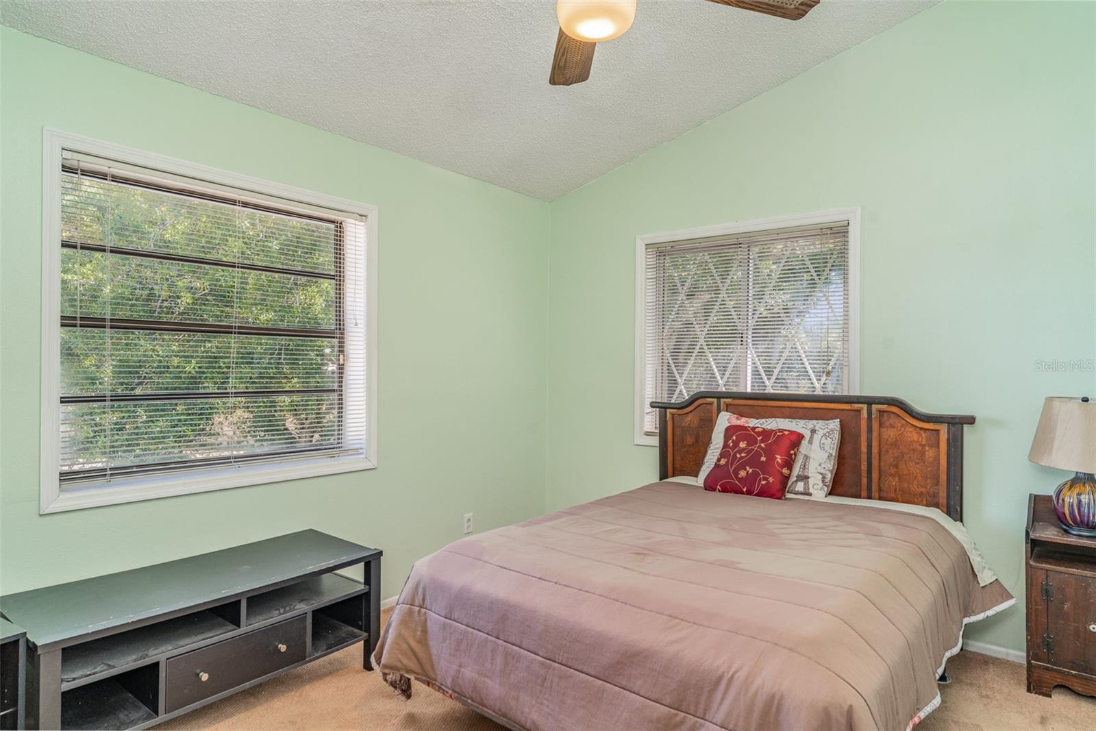 VENICE ACRES - Residential