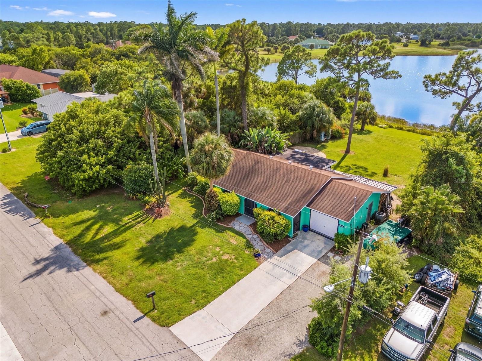 TWIN LAKE ESTATES - Residential