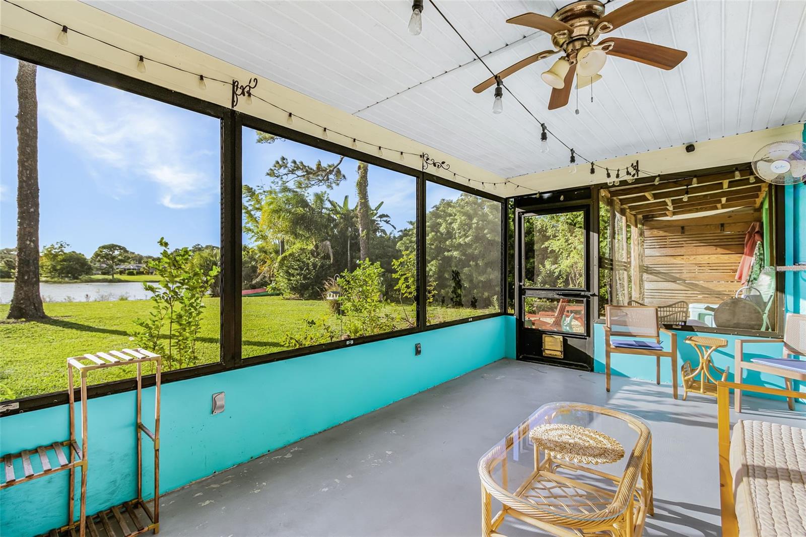 TWIN LAKE ESTATES - Residential
