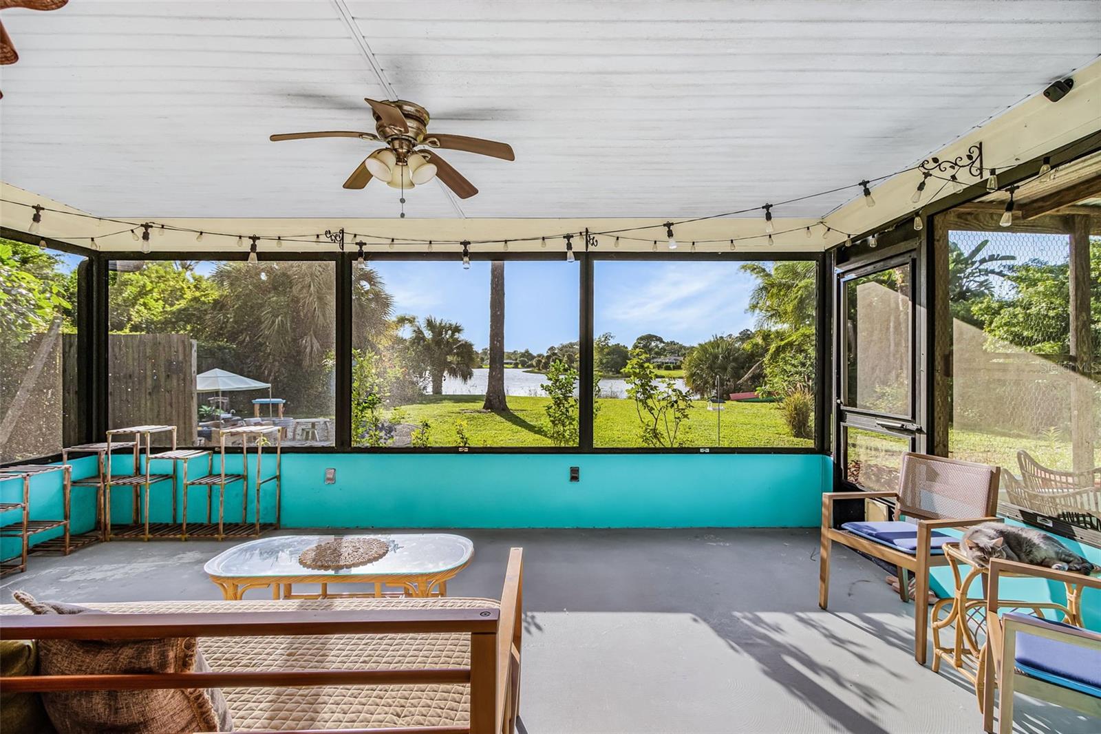 TWIN LAKE ESTATES - Residential
