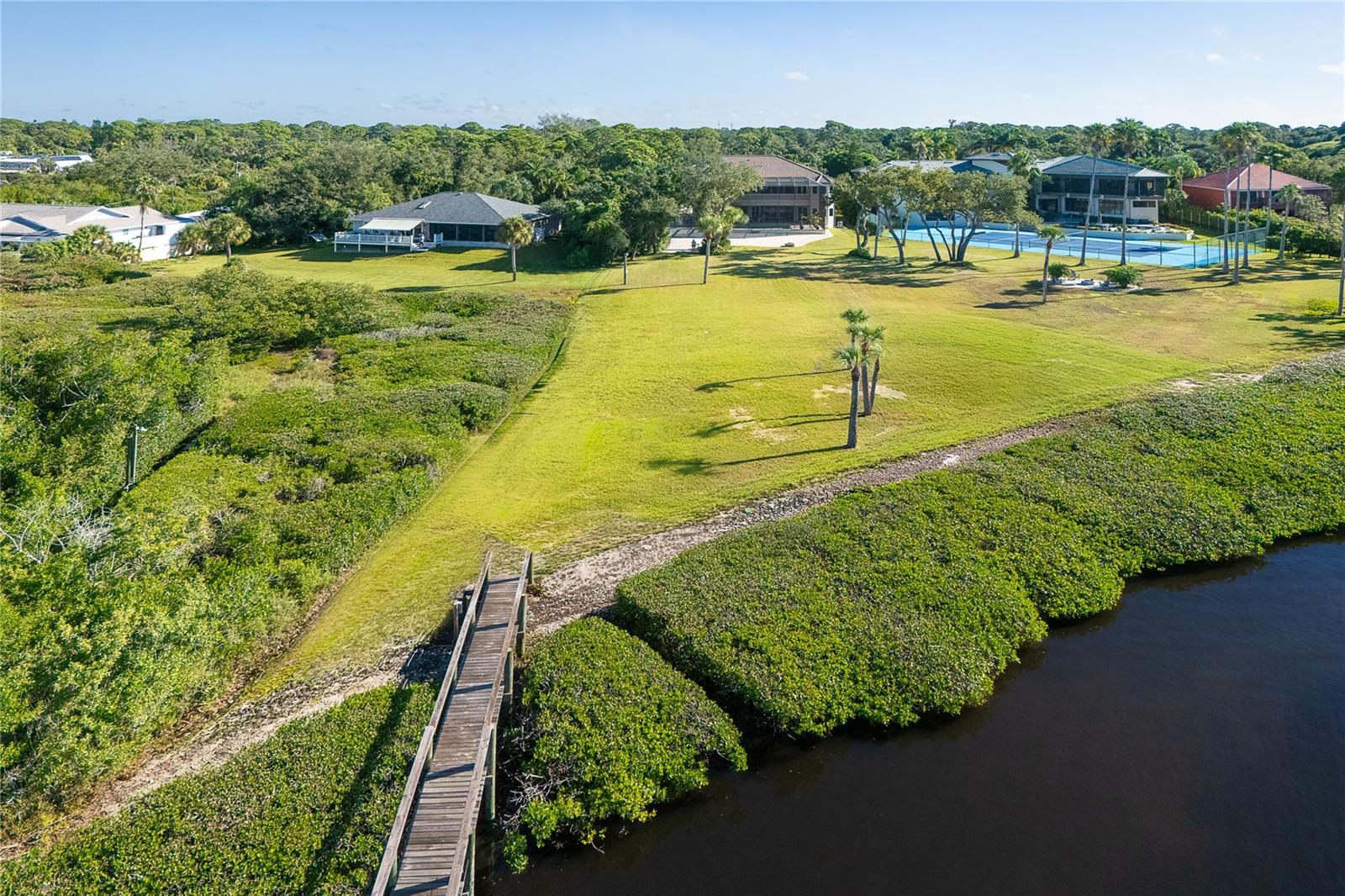 ENGLEWOOD GARDENS - Residential