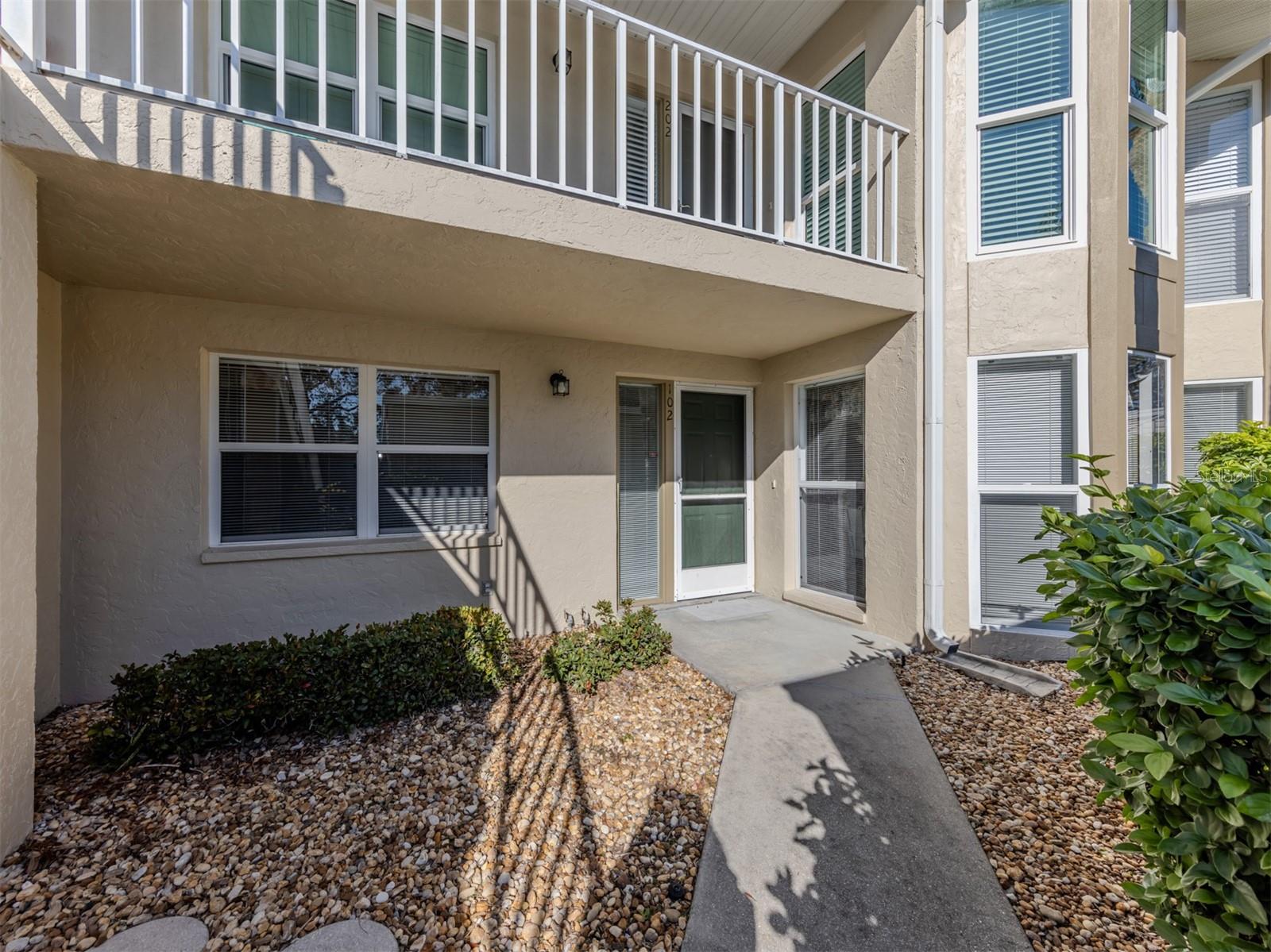 WATERSIDE 1 AT BIRD BAY - Residential