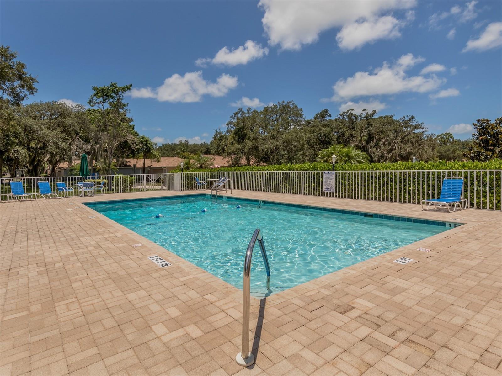 WATERSIDE 1 AT BIRD BAY - Residential