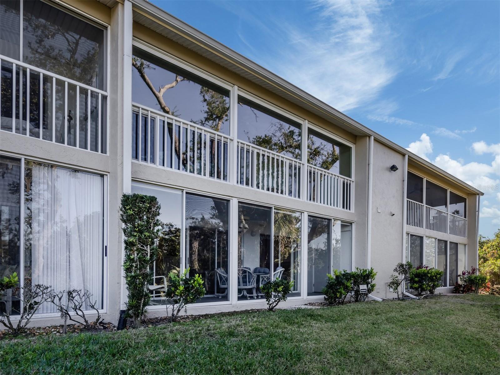 WATERSIDE 1 AT BIRD BAY - Residential