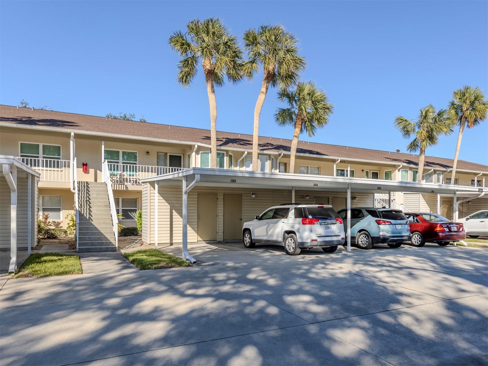 WATERSIDE 1 AT BIRD BAY - Residential
