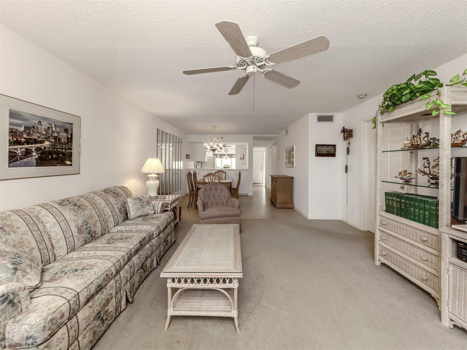 WATERSIDE 1 AT BIRD BAY - Residential