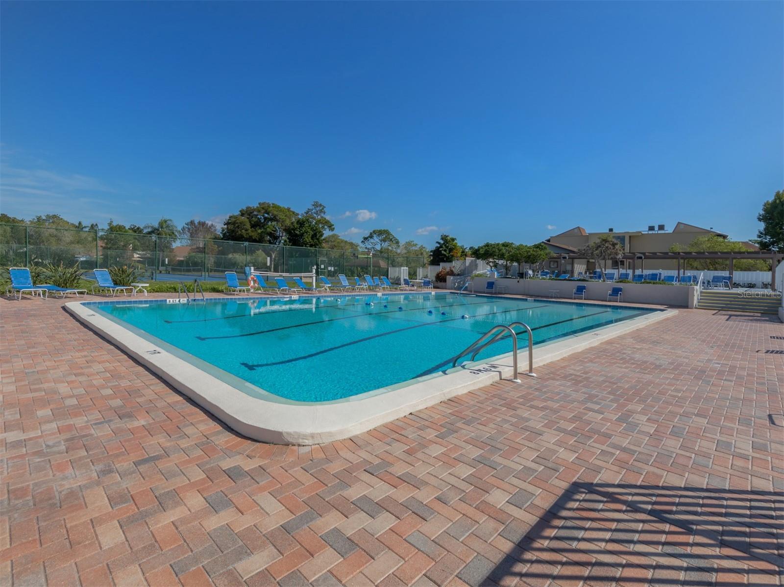 WATERSIDE 1 AT BIRD BAY - Residential