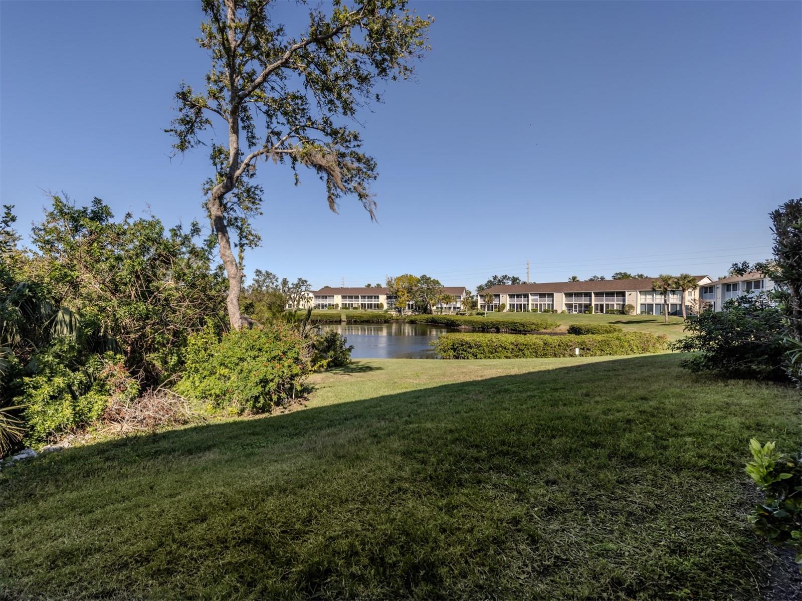 WATERSIDE 1 AT BIRD BAY - Residential