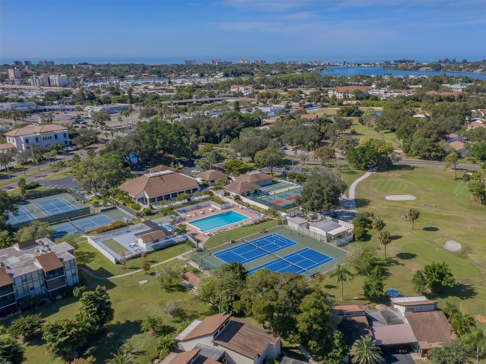 WATERSIDE 1 AT BIRD BAY - Residential