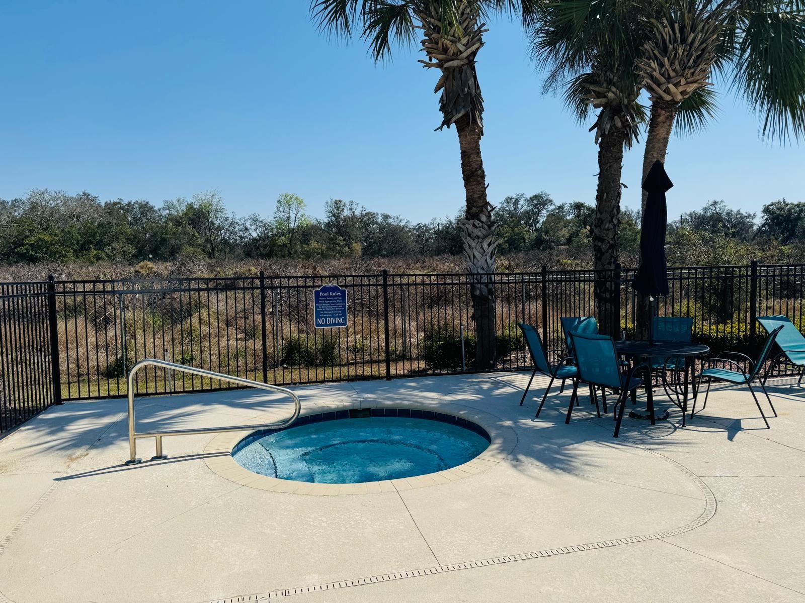 LAS VILLAS AT KENILWORTH - Residential