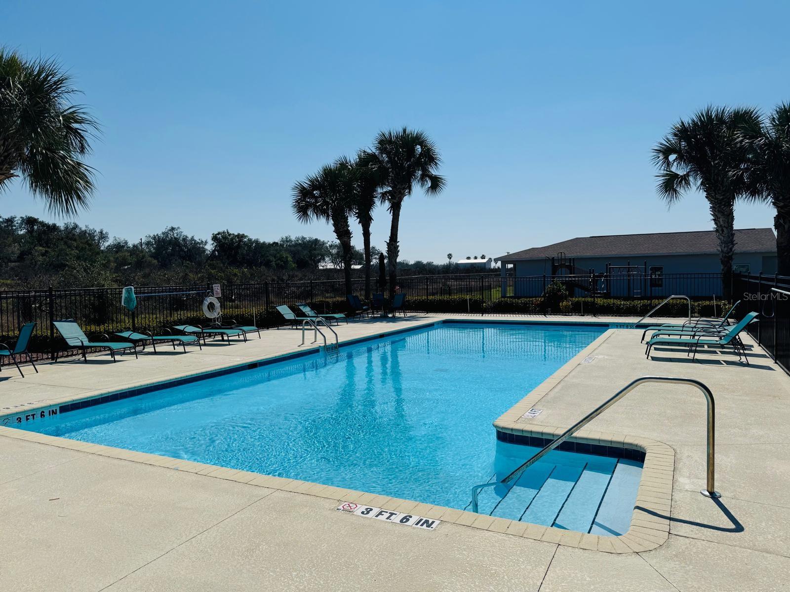 LAS VILLAS AT KENILWORTH - Residential