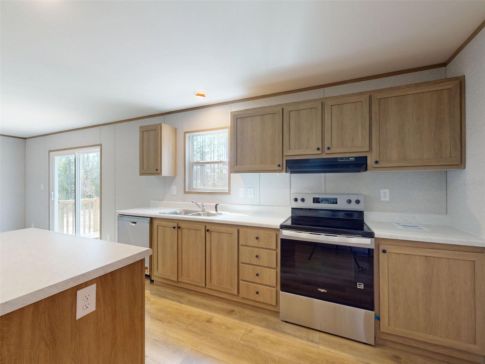 WILLISTON HIGHLANDS - Residential