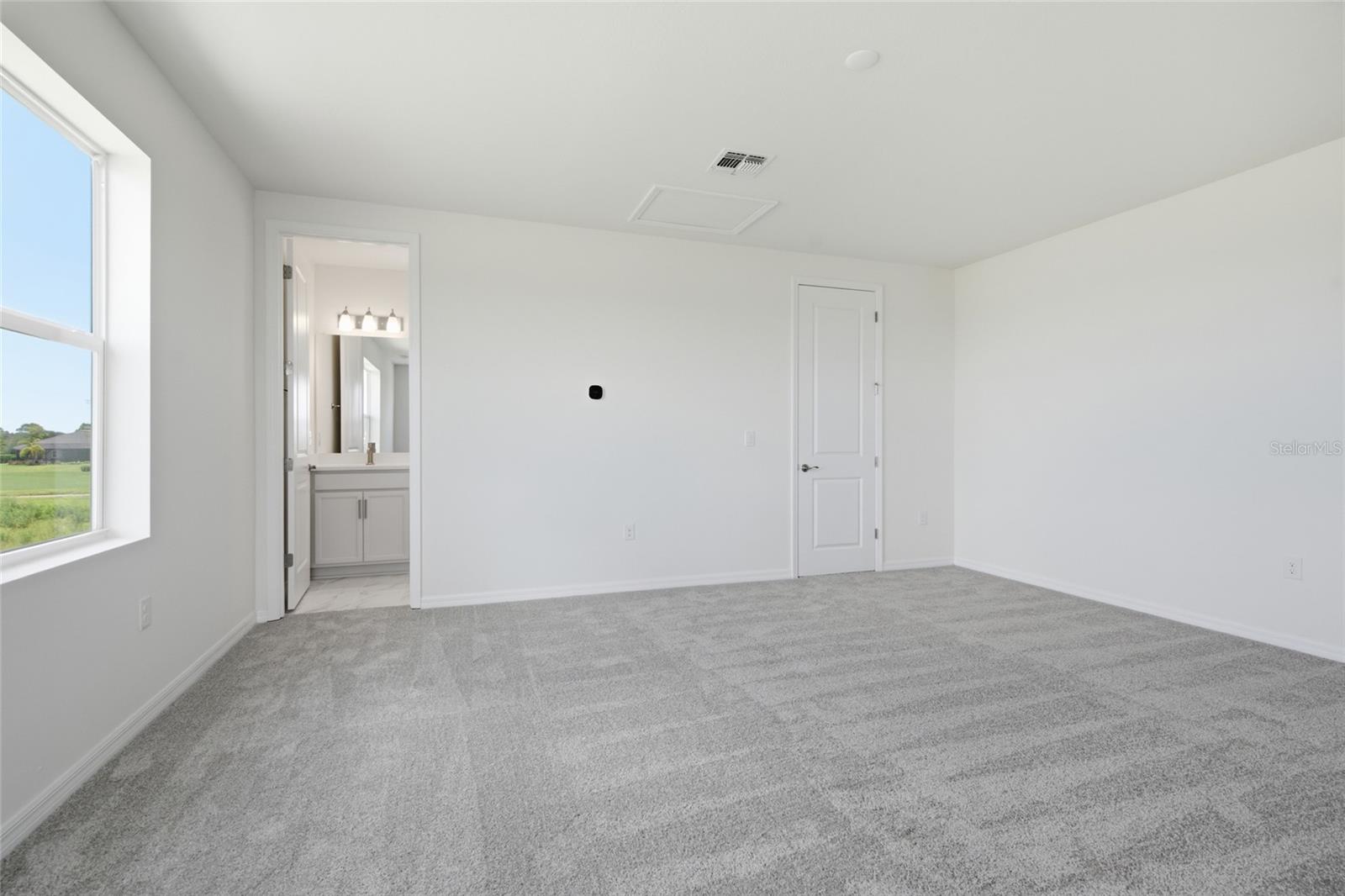 RIVER HALL COUNTRY CLUB - Residential