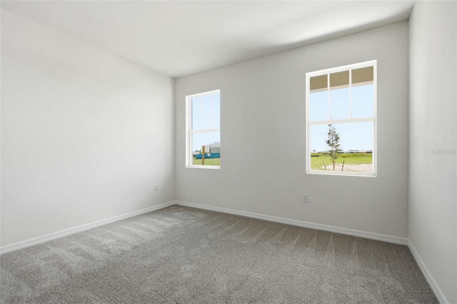 RIVER HALL COUNTRY CLUB - Residential