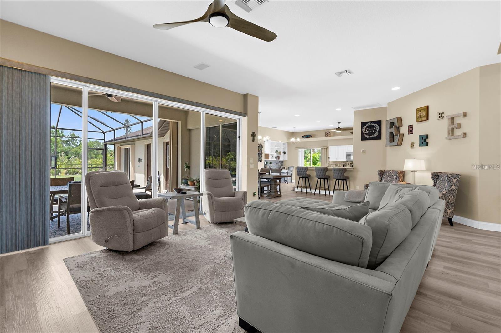 ROTONDA WEST BROADMOOR - Residential