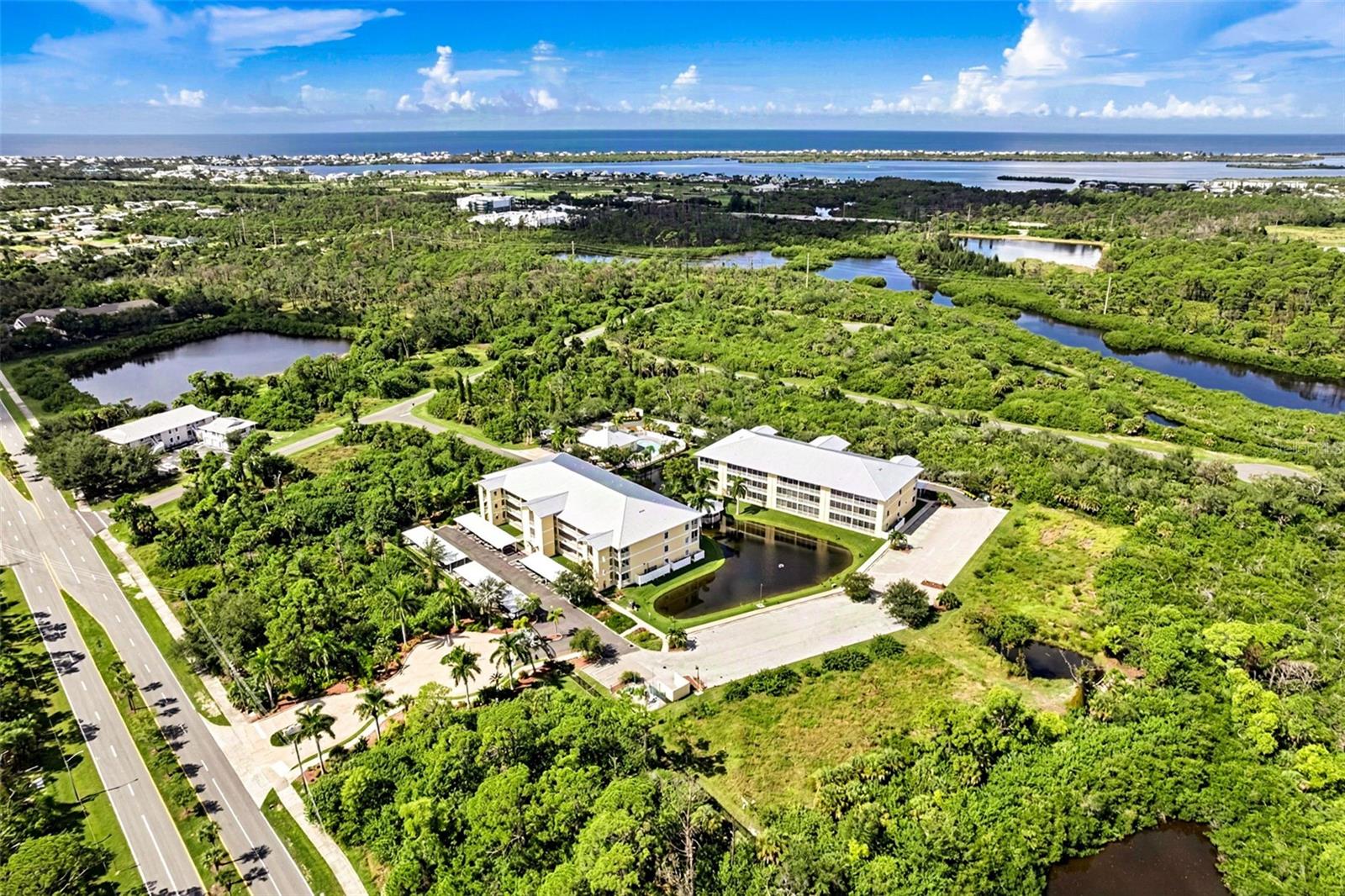 WATERSIDE CONDOS PH I - Residential