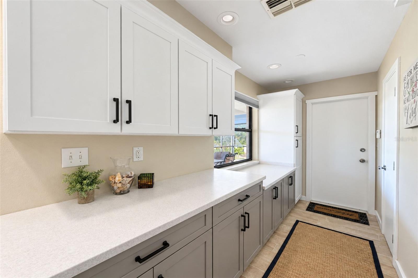 ROTONDA WEST OAKLAND HILLS - Residential