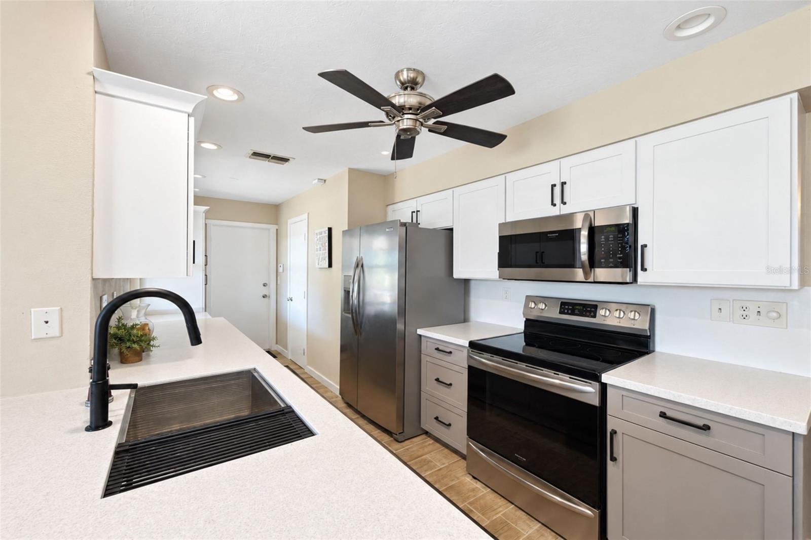 ROTONDA WEST OAKLAND HILLS - Residential