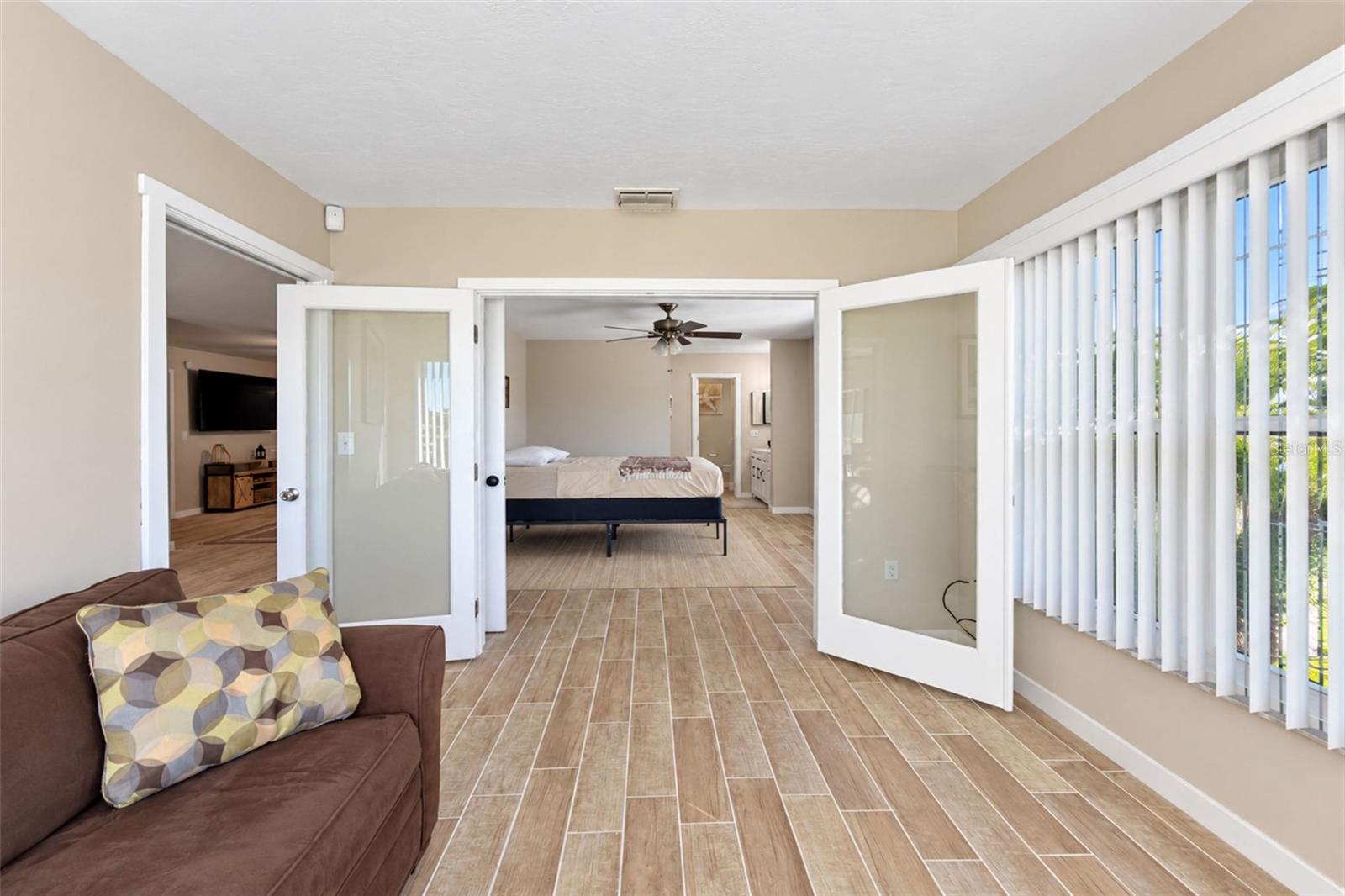 ROTONDA WEST OAKLAND HILLS - Residential