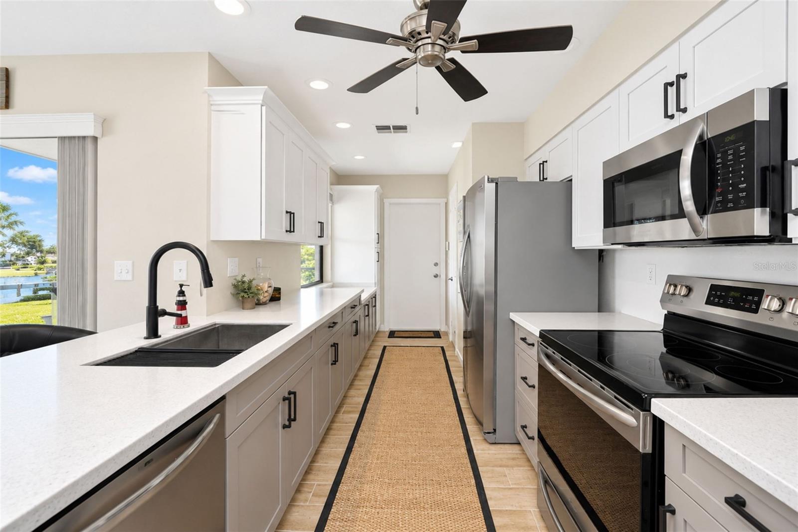 ROTONDA WEST OAKLAND HILLS - Residential