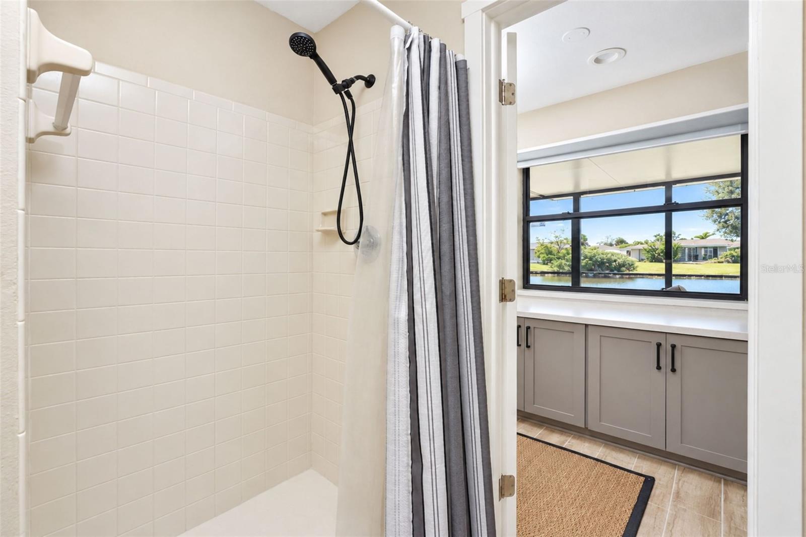 ROTONDA WEST OAKLAND HILLS - Residential