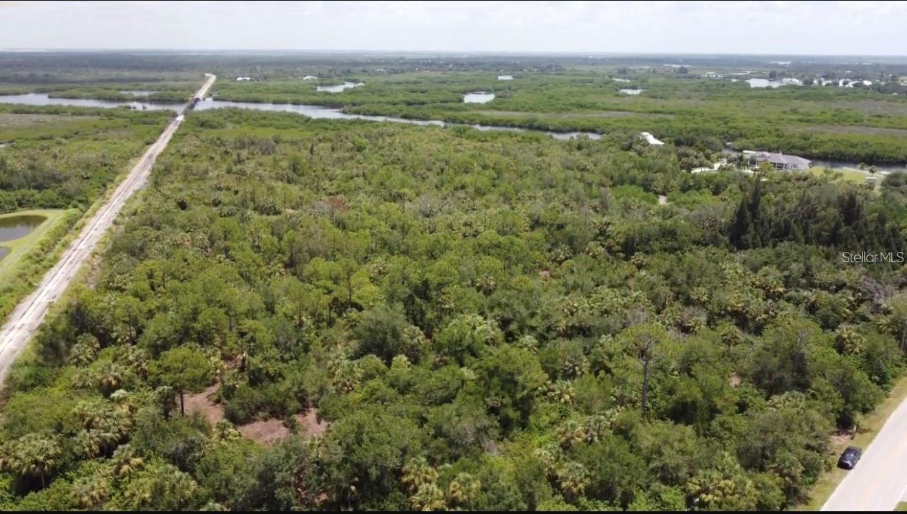 ACREAGE - Land