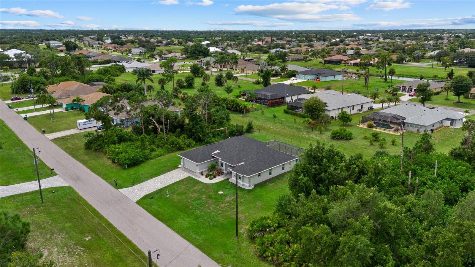 ROTONDA LAKES - Residential