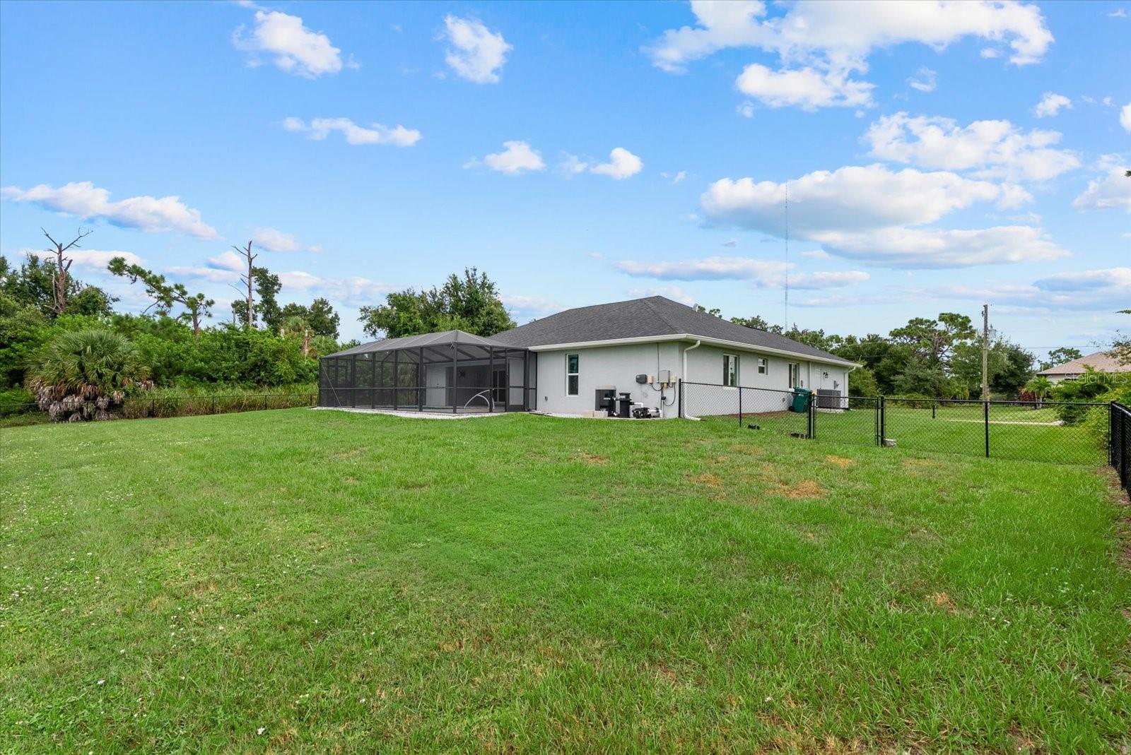 ROTONDA LAKES - Residential