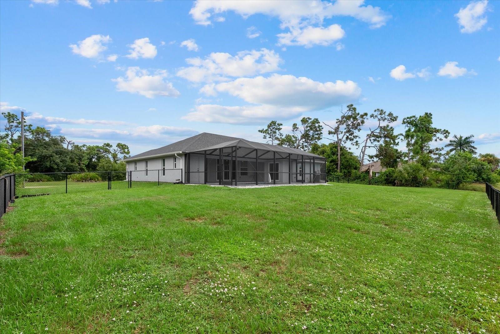 ROTONDA LAKES - Residential