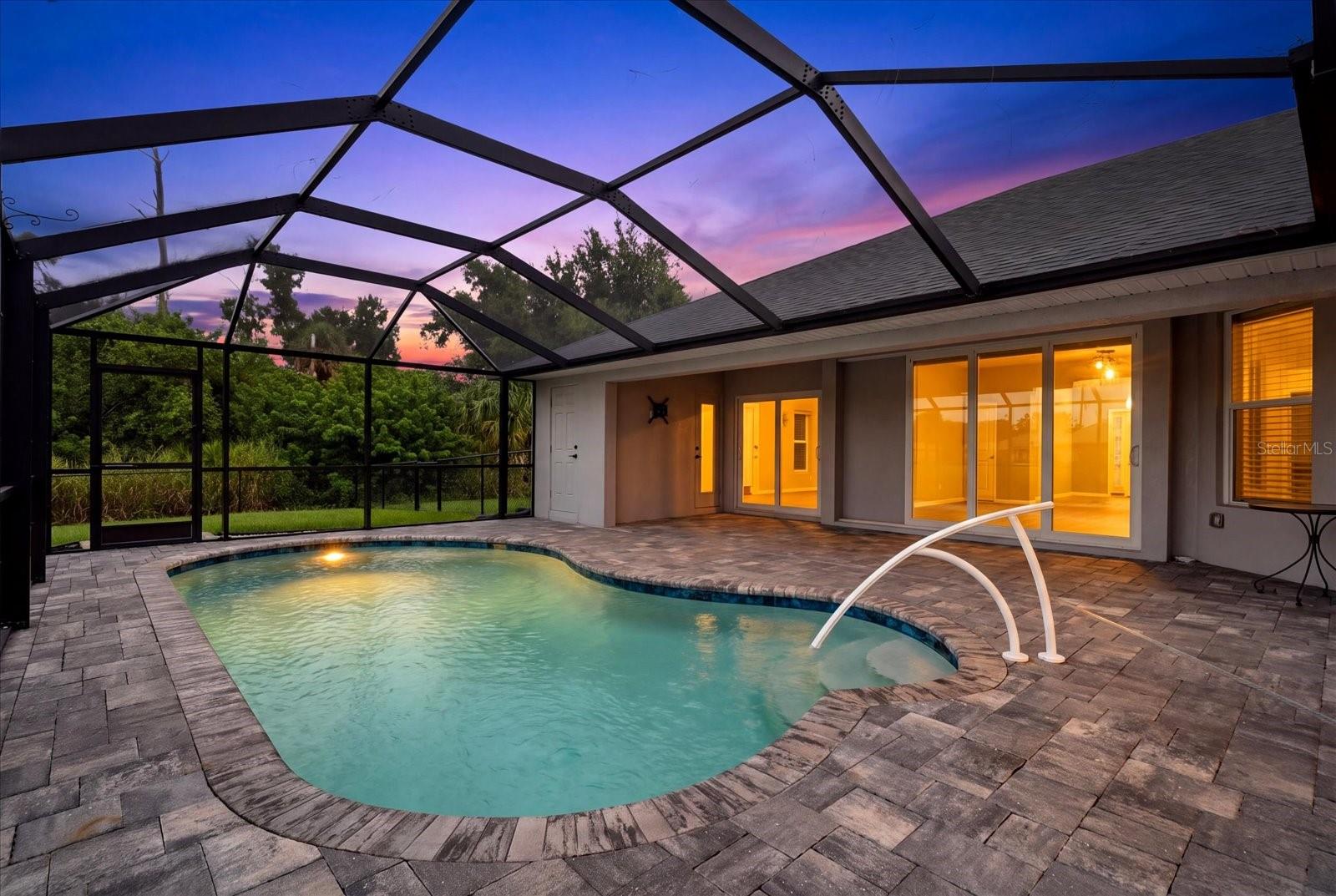 ROTONDA LAKES - Residential