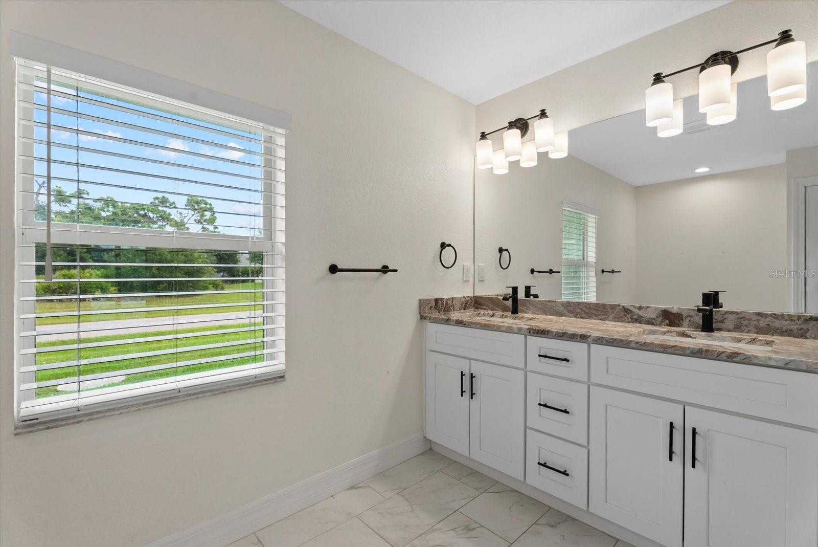 ROTONDA LAKES - Residential