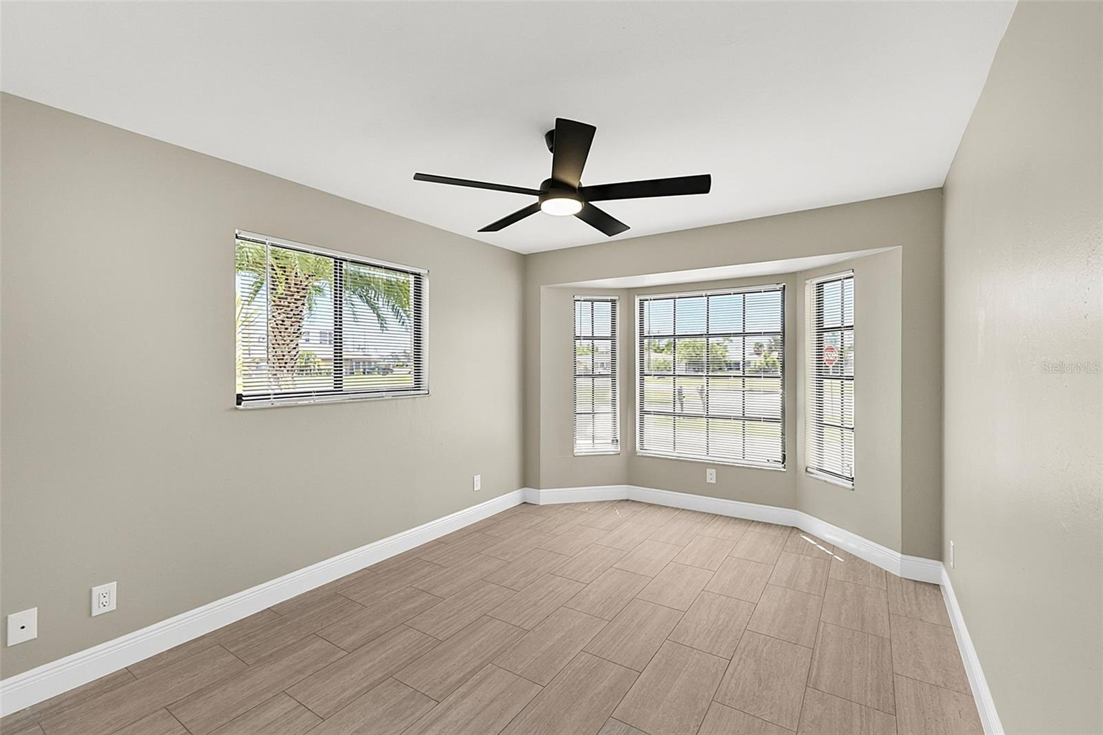 CAPE CORAL - Residential Income